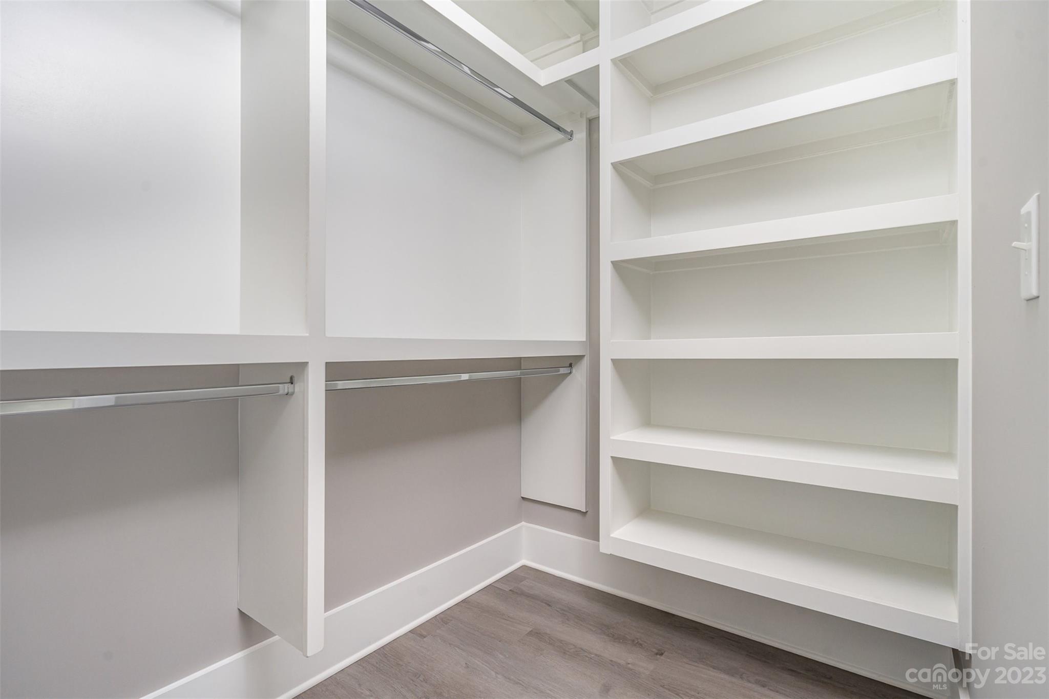 The Oaks At Mcilwaine - Residential