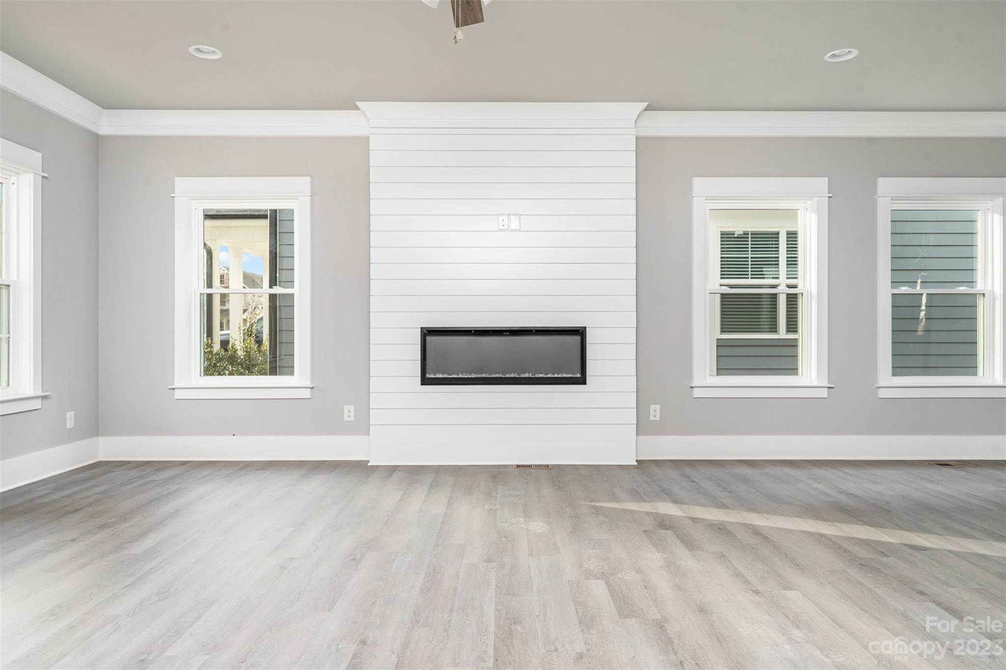 The Oaks At Mcilwaine - Residential