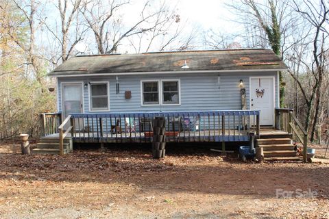 A home in Tryon