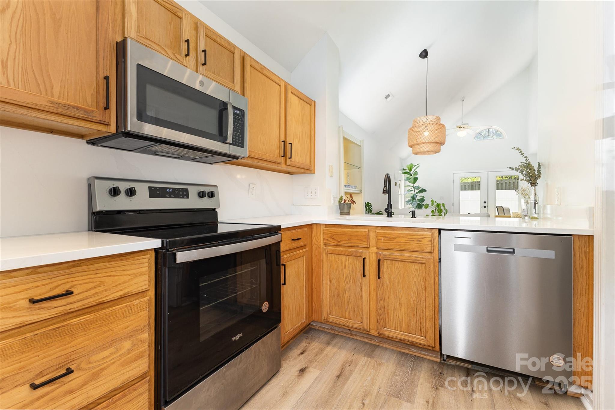 Sheffield Pointe - Residential