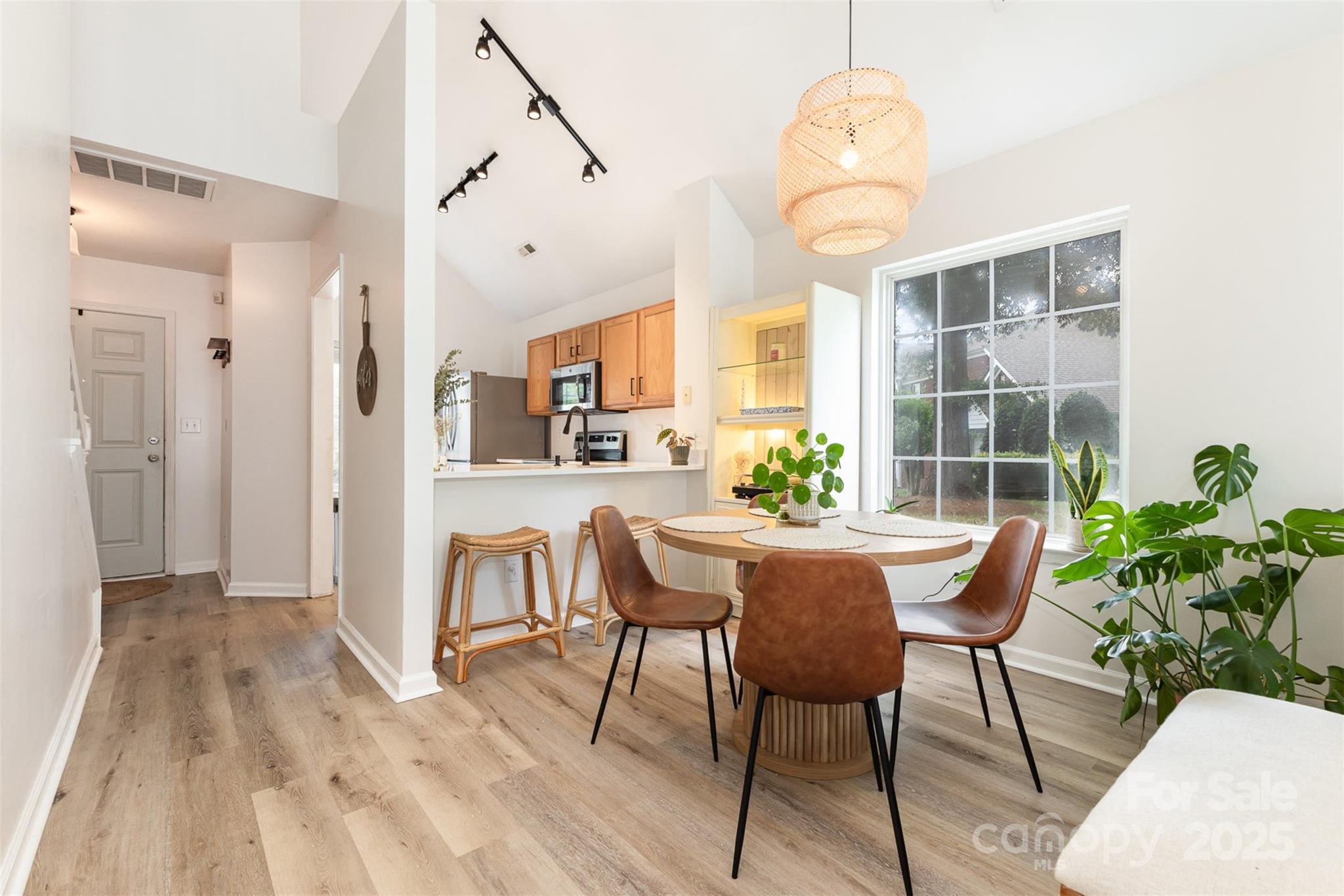 Sheffield Pointe - Residential