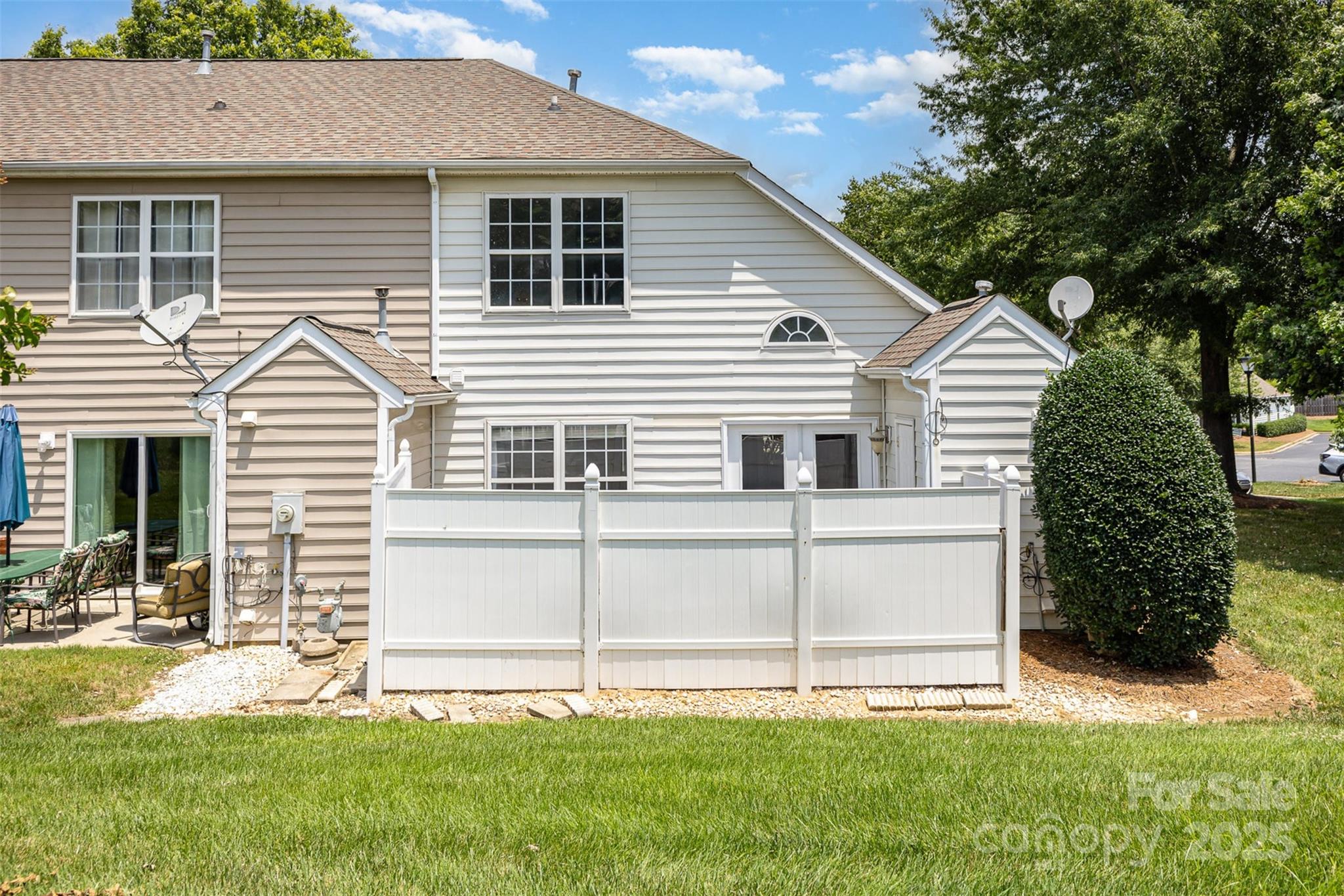 Sheffield Pointe - Residential