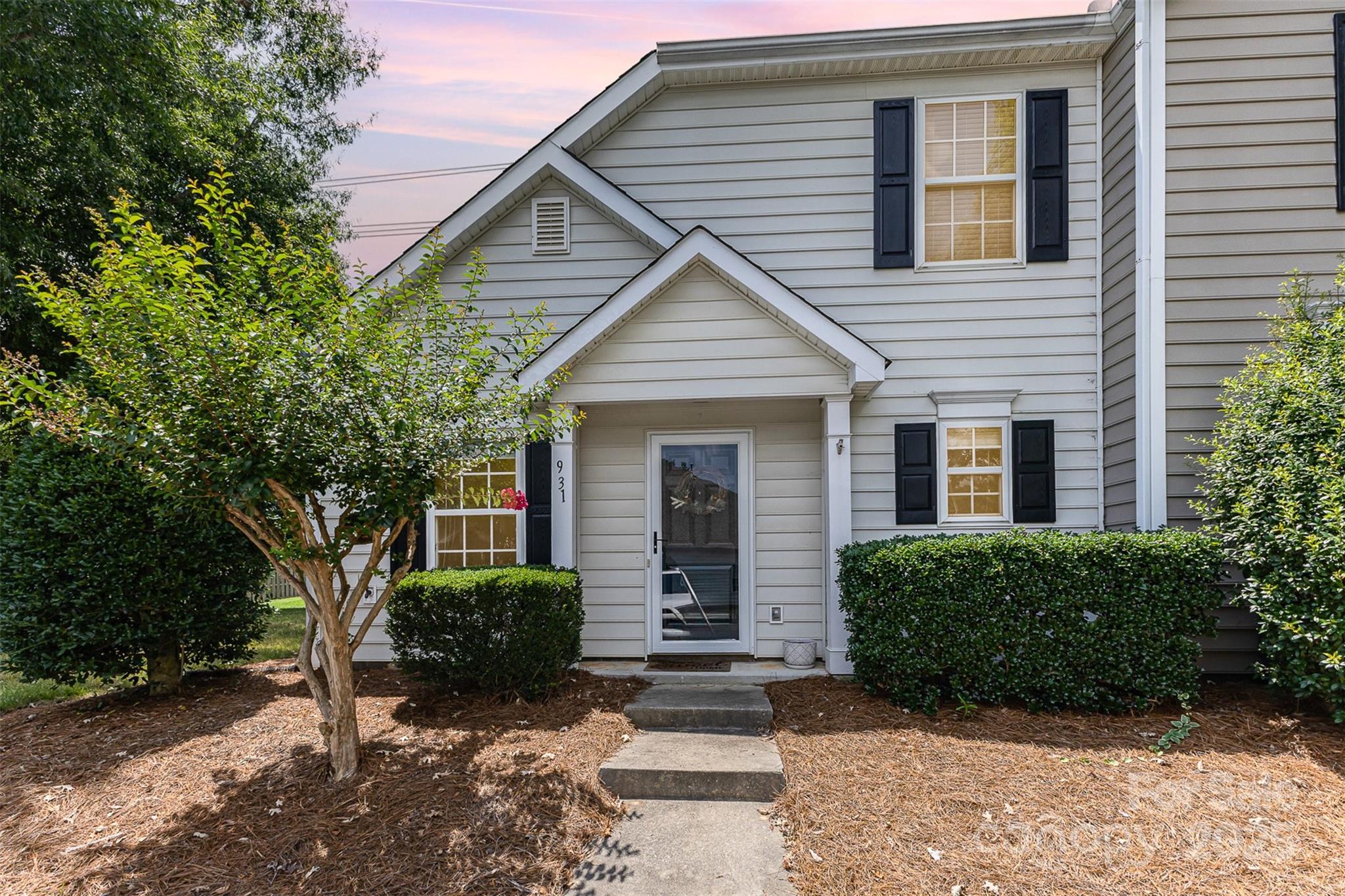 Sheffield Pointe - Residential