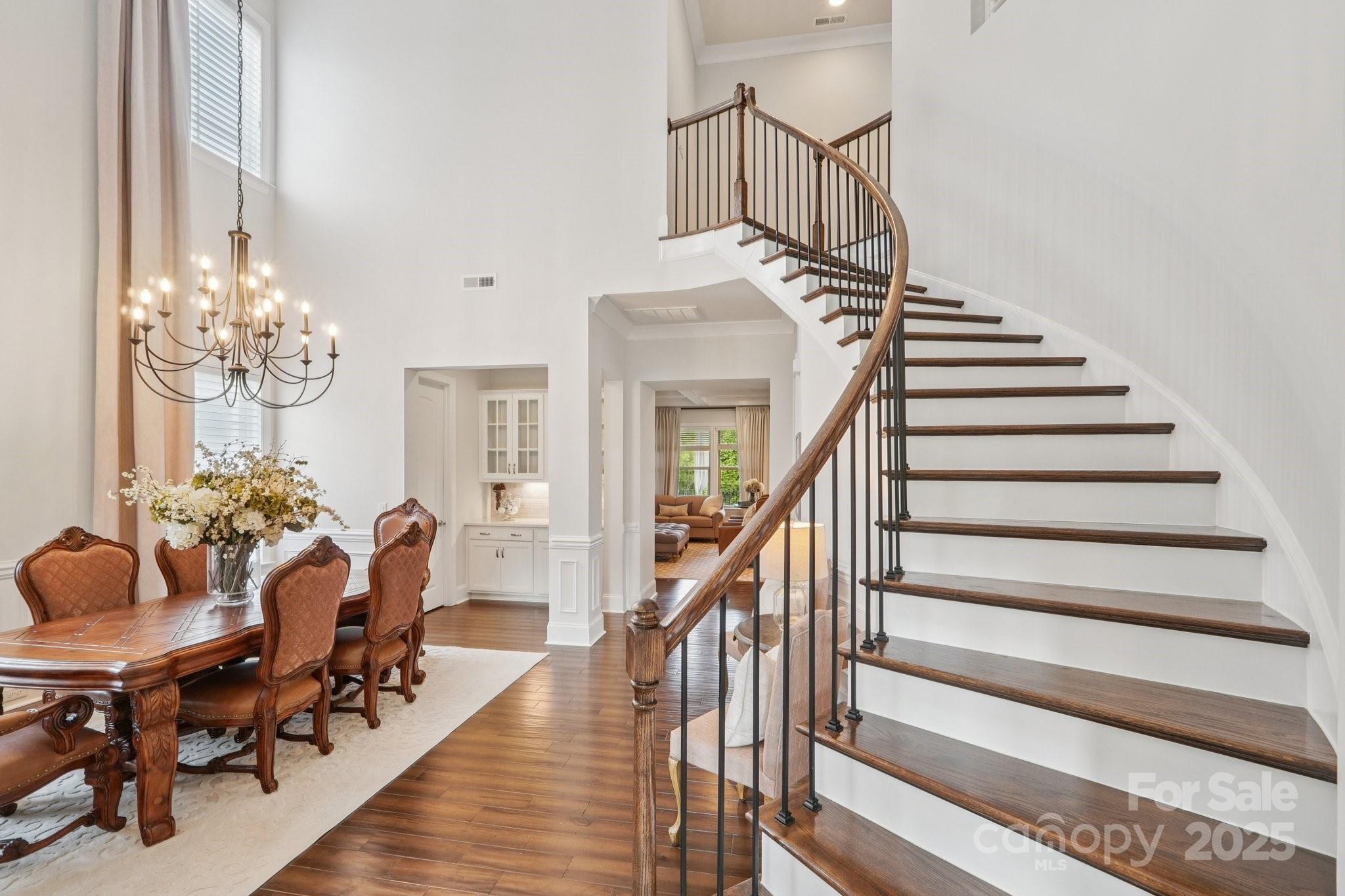 928 Giacomo Drive