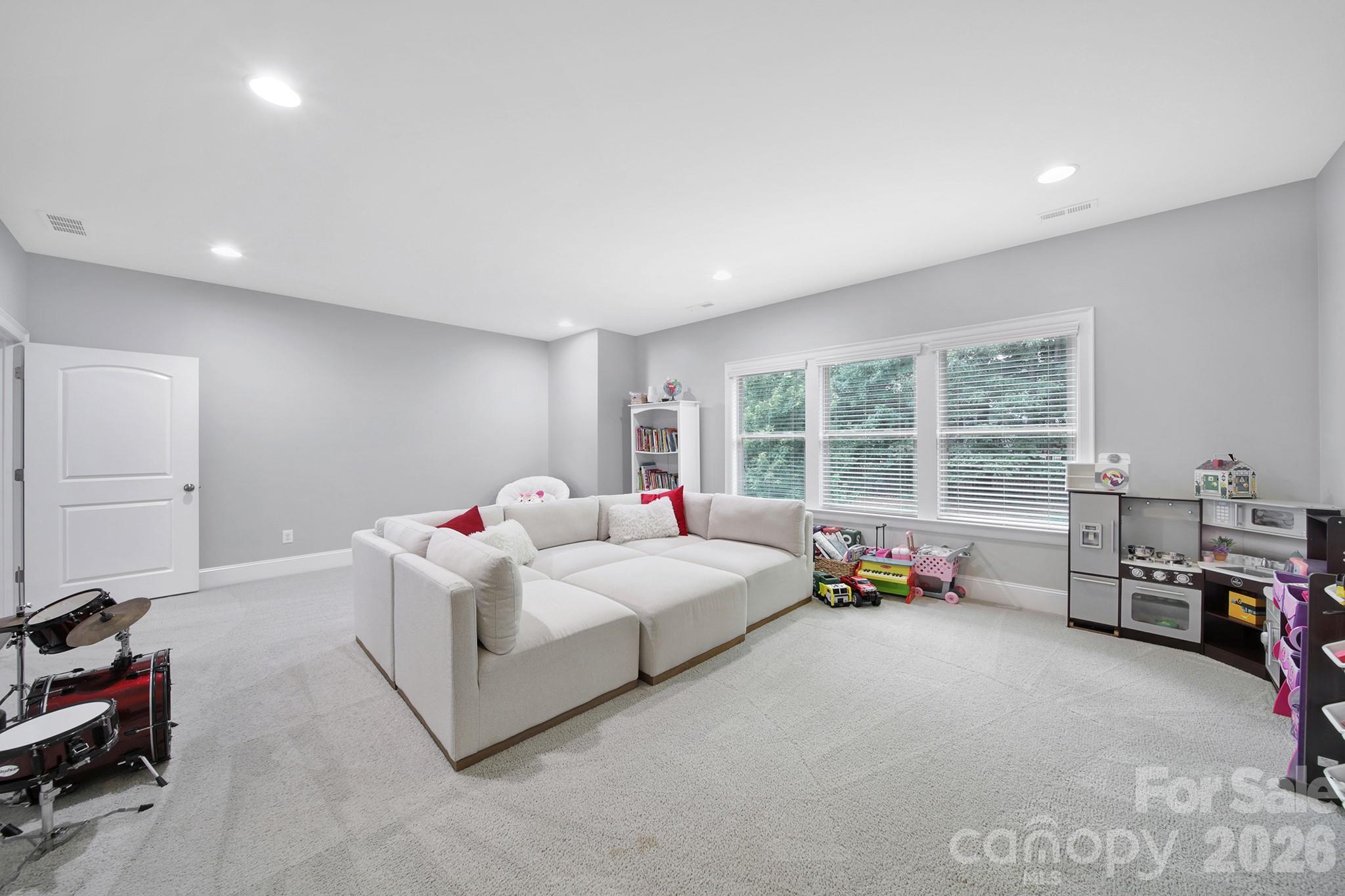 Brayden - Residential