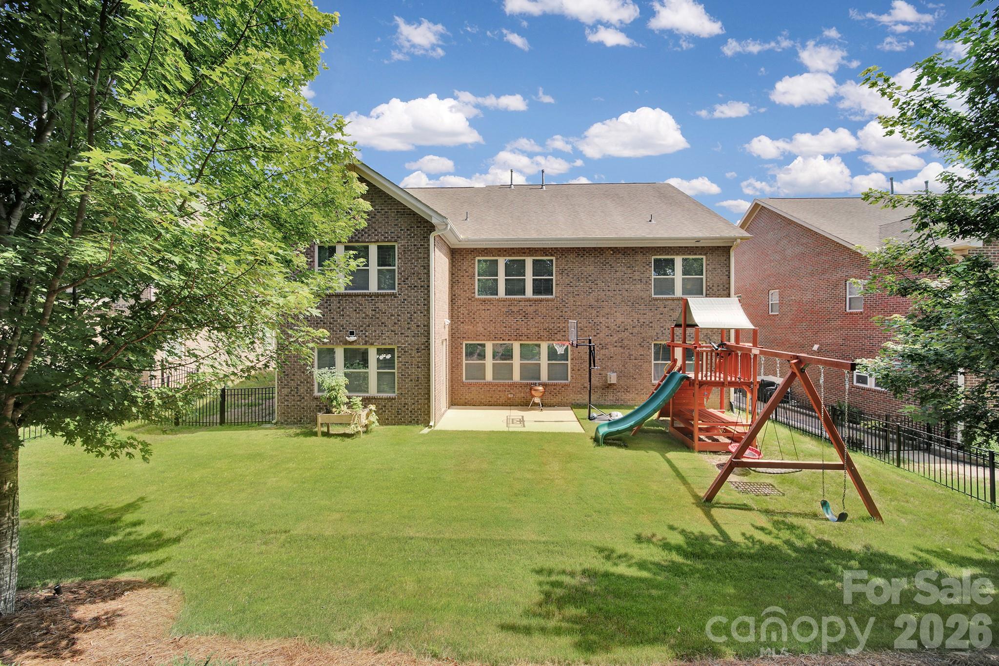 Brayden - Residential