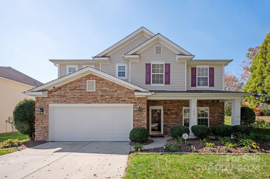 Welcome to 1253 Jade Glen Drive, perfectly situated  corner lot, this exquisite home offers a harmonious blend of comfort & style. The heart of the home is the inviting living area, w/ a cozy fireplace that opens up to the eat-in kitchen, boasting a large island, ample cabinet space, walk-in pantry, stainless steel appliances & double ovens. With direct acess to the sunroom and back patio, this home is perfect for indoor/outdoor entertaining all year long. The dining room, living room, large laundry room & direct access to the 2 car garage complete the main floor.  Upstairs you will find a large primary suite w/ walk-in closet, en-suite bathroom w/ double vanities, soaking tub & shower. 3 large additional bedrooms, full bath & bonus room that is perfect for a playroom or home office complete this gem of a home. Updates include new interior paint throughout, new carpet & updated lighting fixtures. Dont miss the opportunity to call this home your own and be home for the holidays