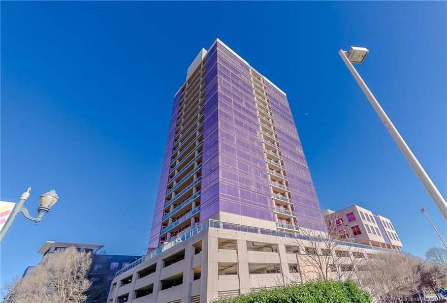 Absolutely Stunning corning unit w/ unobstructed views of the Uptown Charlotte skyline. This 2 bed 2 bath unit features an open floor plan with floor to ceiling windows, custom window treatments on all windows, Master suite w/ large walk-in closet, private balcony and so much more. Located in SouthEnd just steps from the light rail, bars / restaurants, shopping, the Charlotte Rail Trail, and more. Building features rooftop pool, fitness center, oversized rooftop patio, and full time concierge.