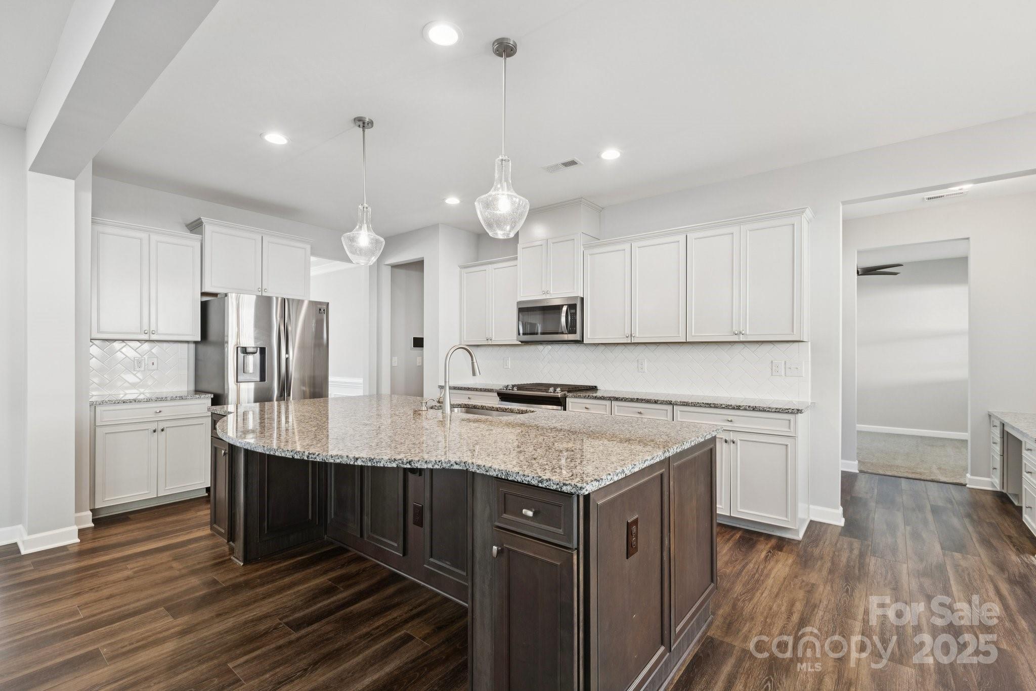 15311 Red Canoe Way