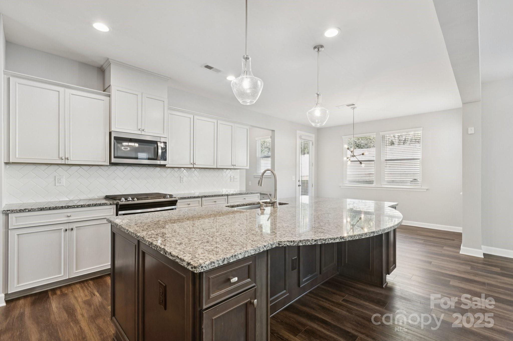 15311 Red Canoe Way