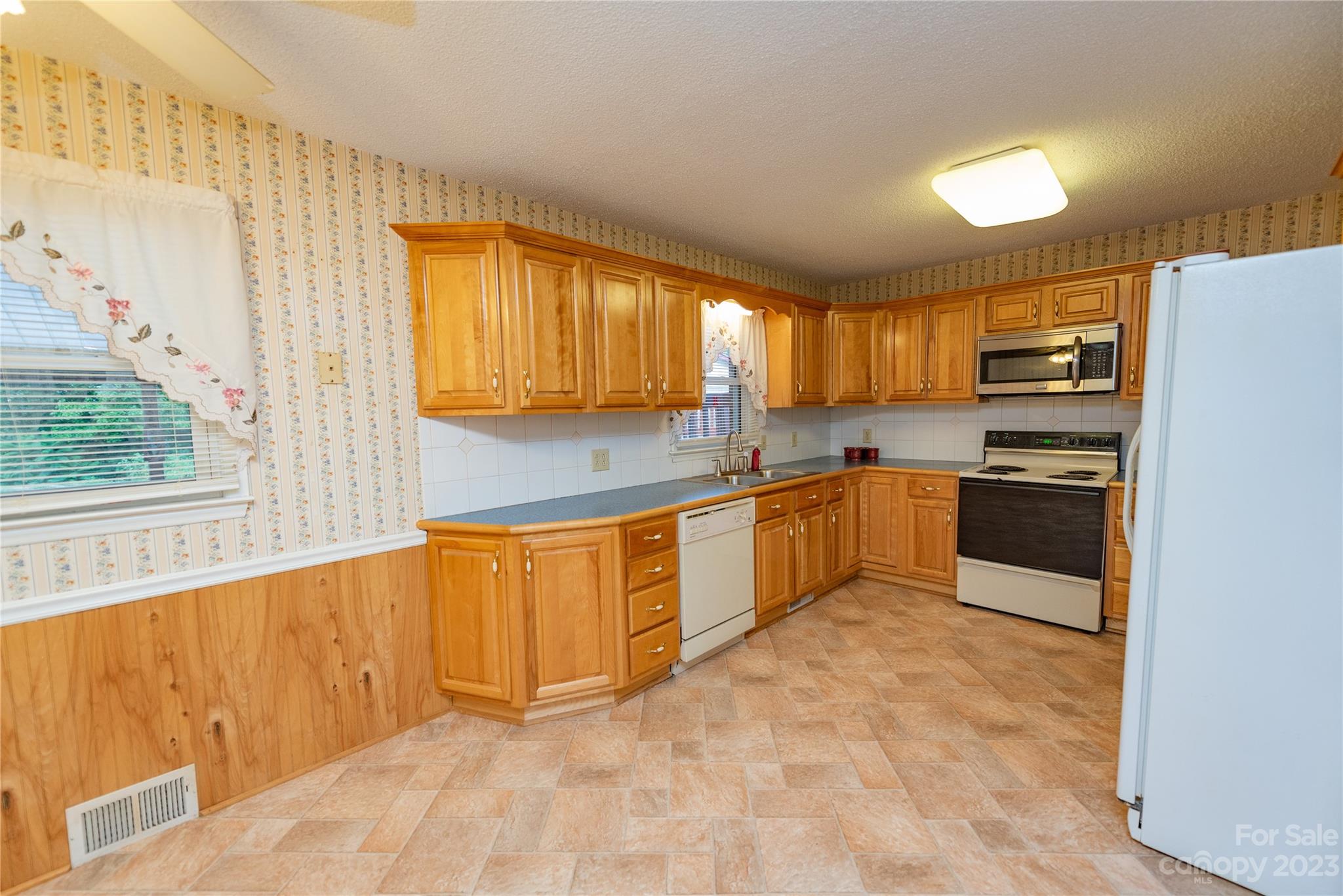 Cloverdale - Residential