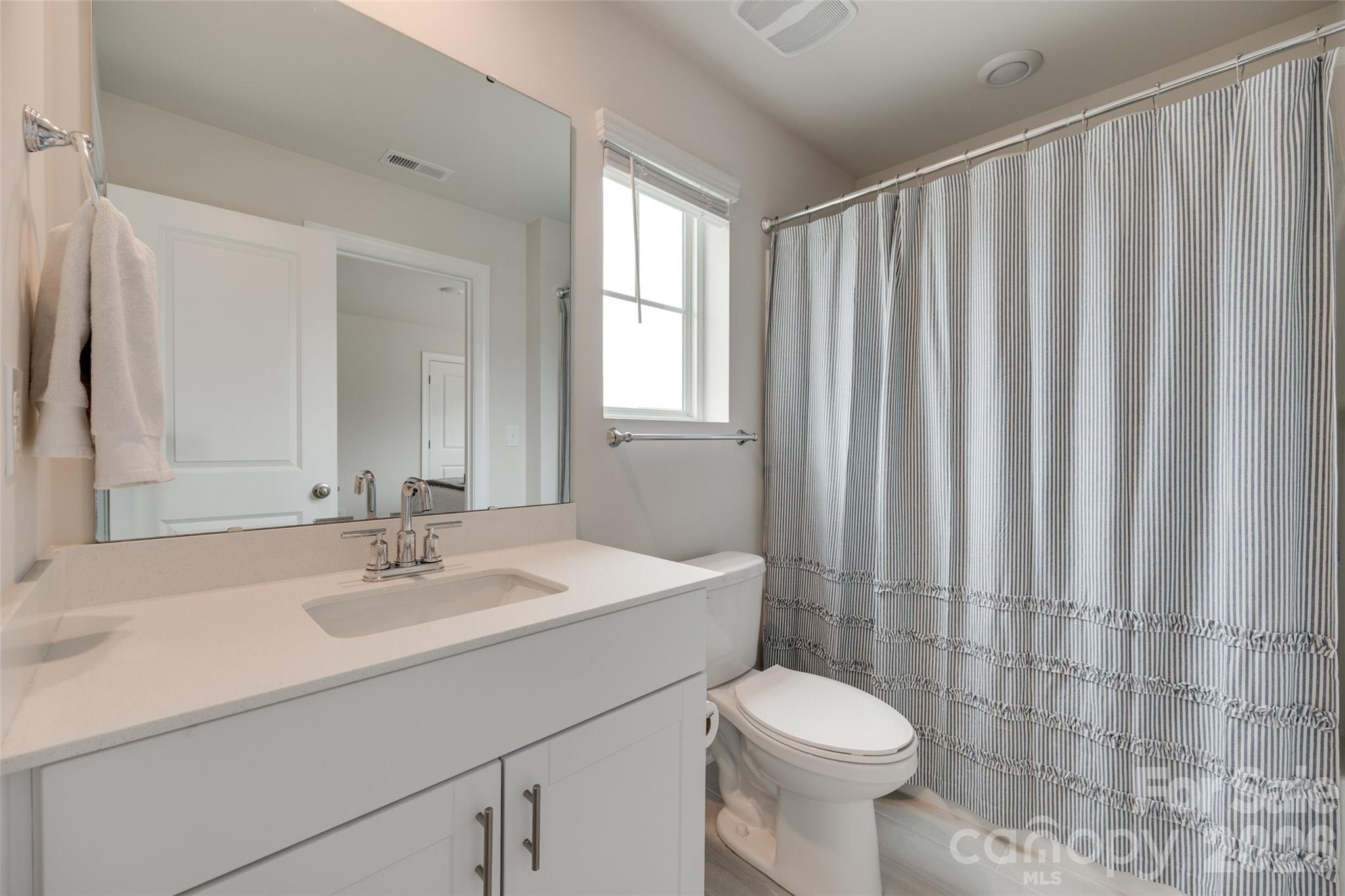 Anniston Chase - Residential