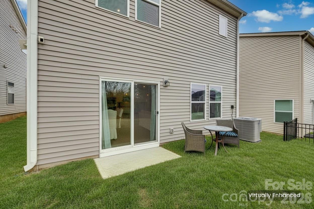 Anniston Chase - Residential