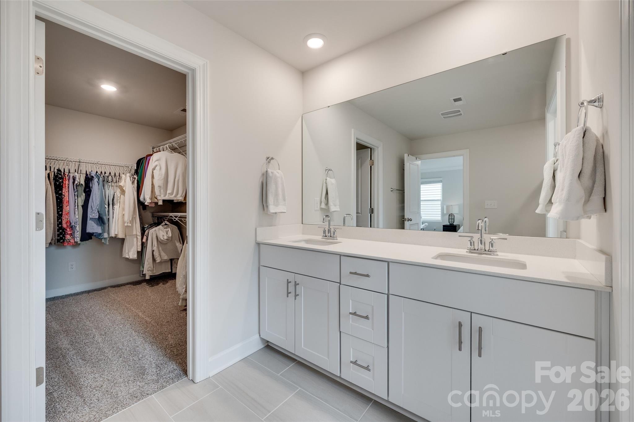 Anniston Chase - Residential