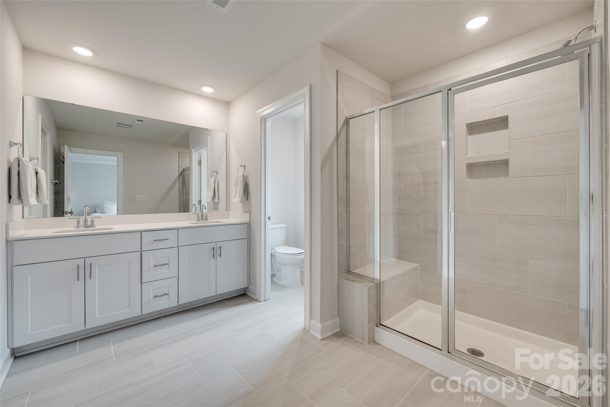 Anniston Chase - Residential