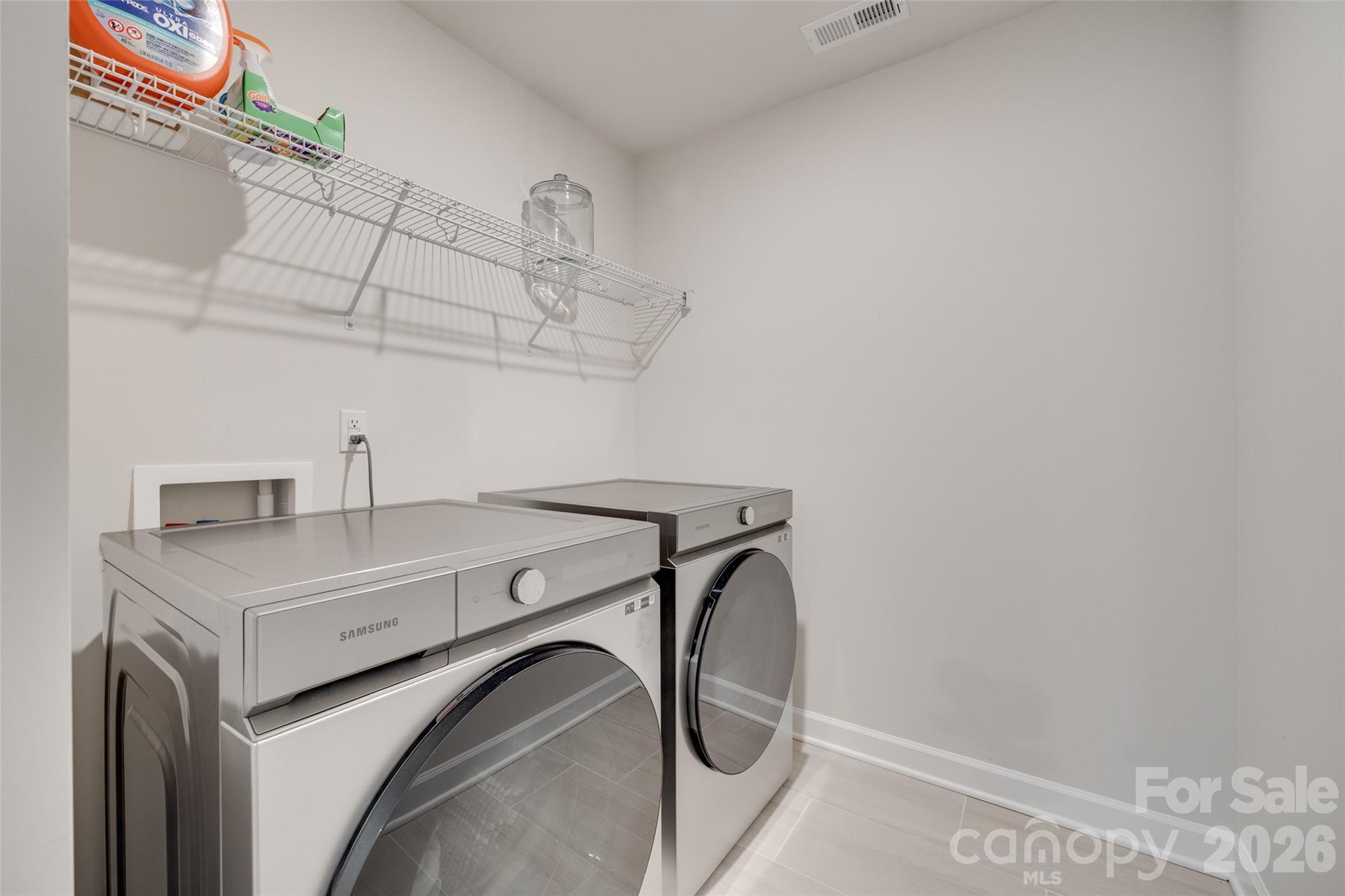 Anniston Chase - Residential