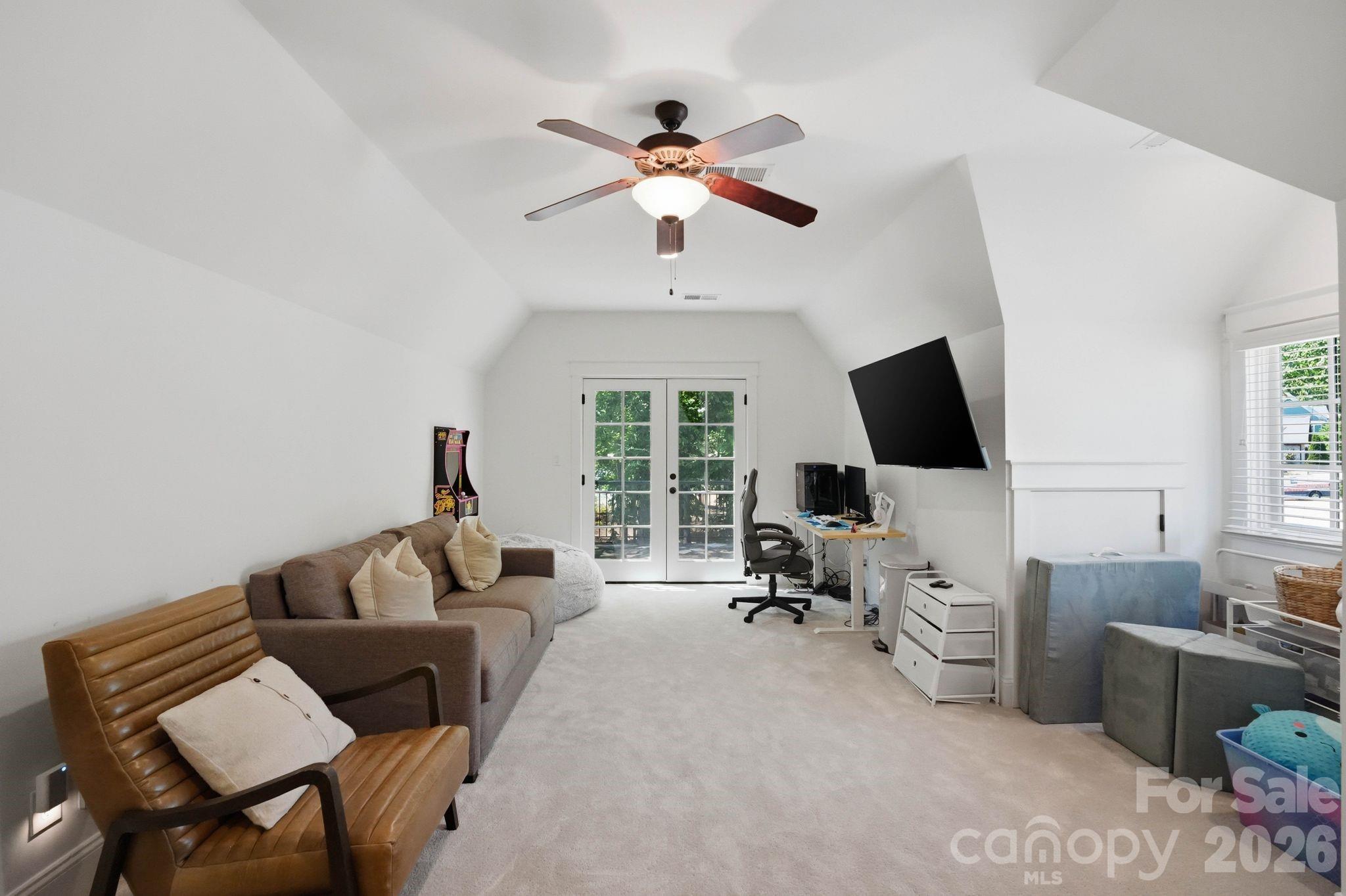 Sailview - Residential