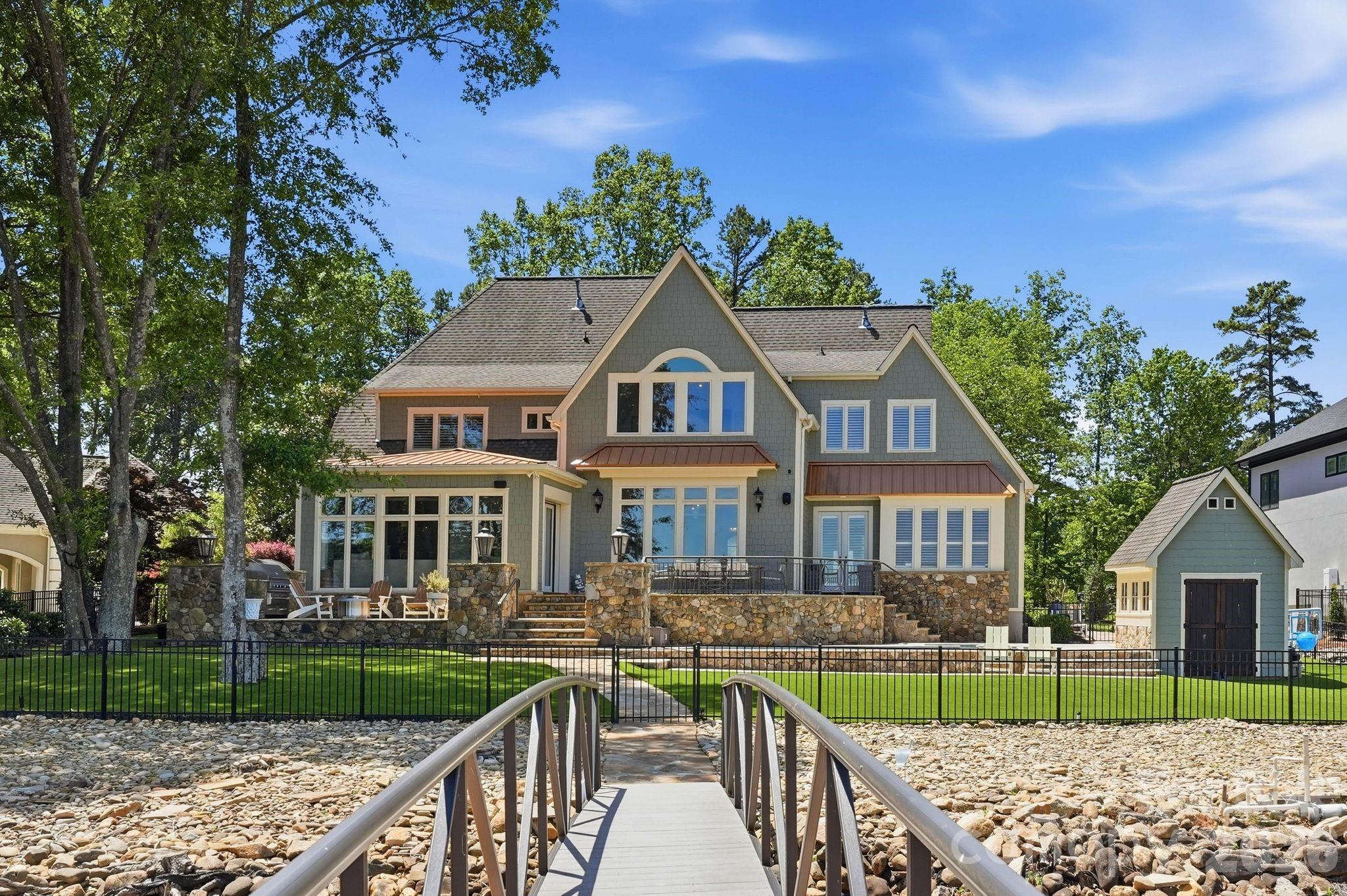 Sailview - Residential