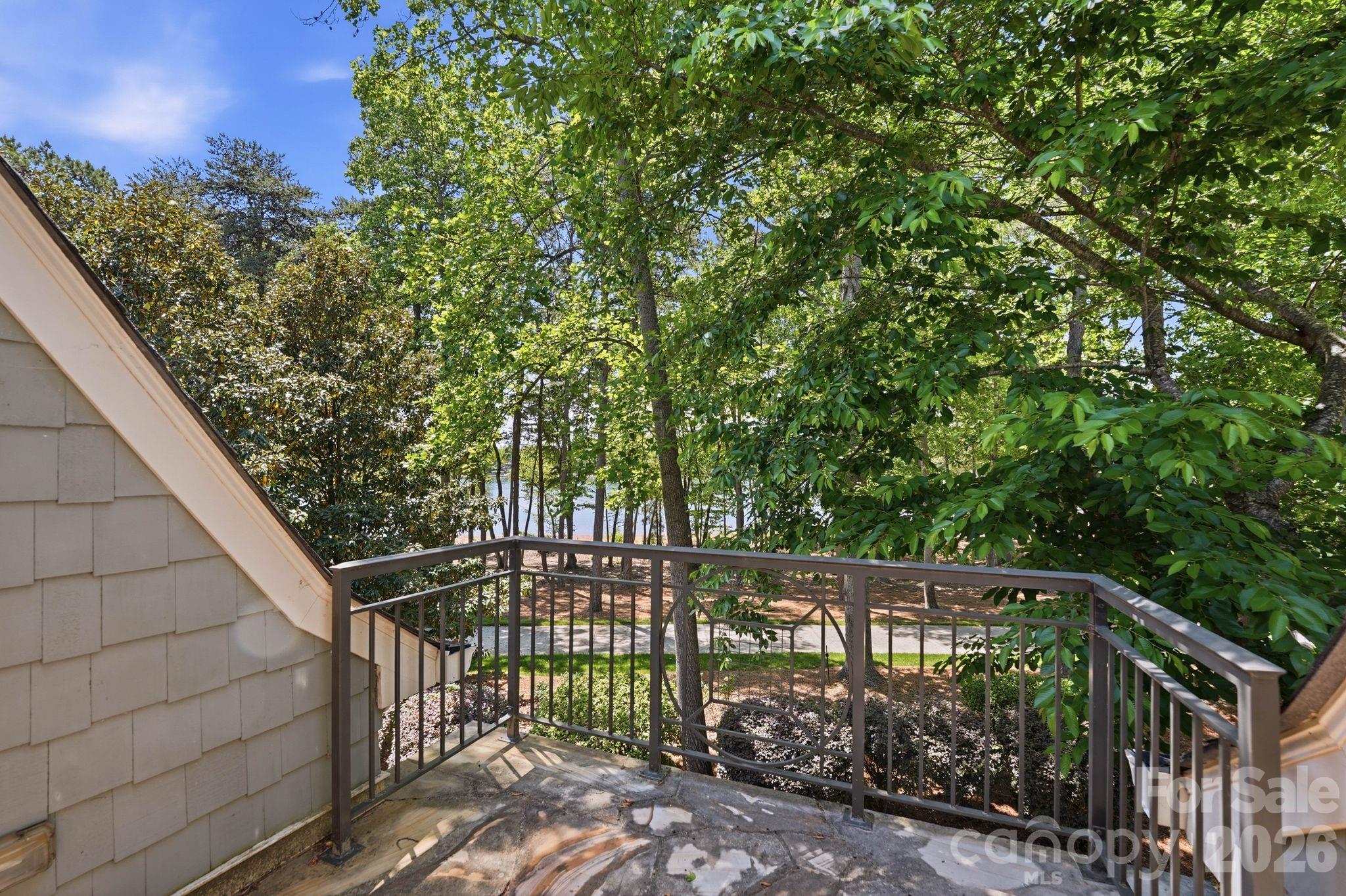 Sailview - Residential