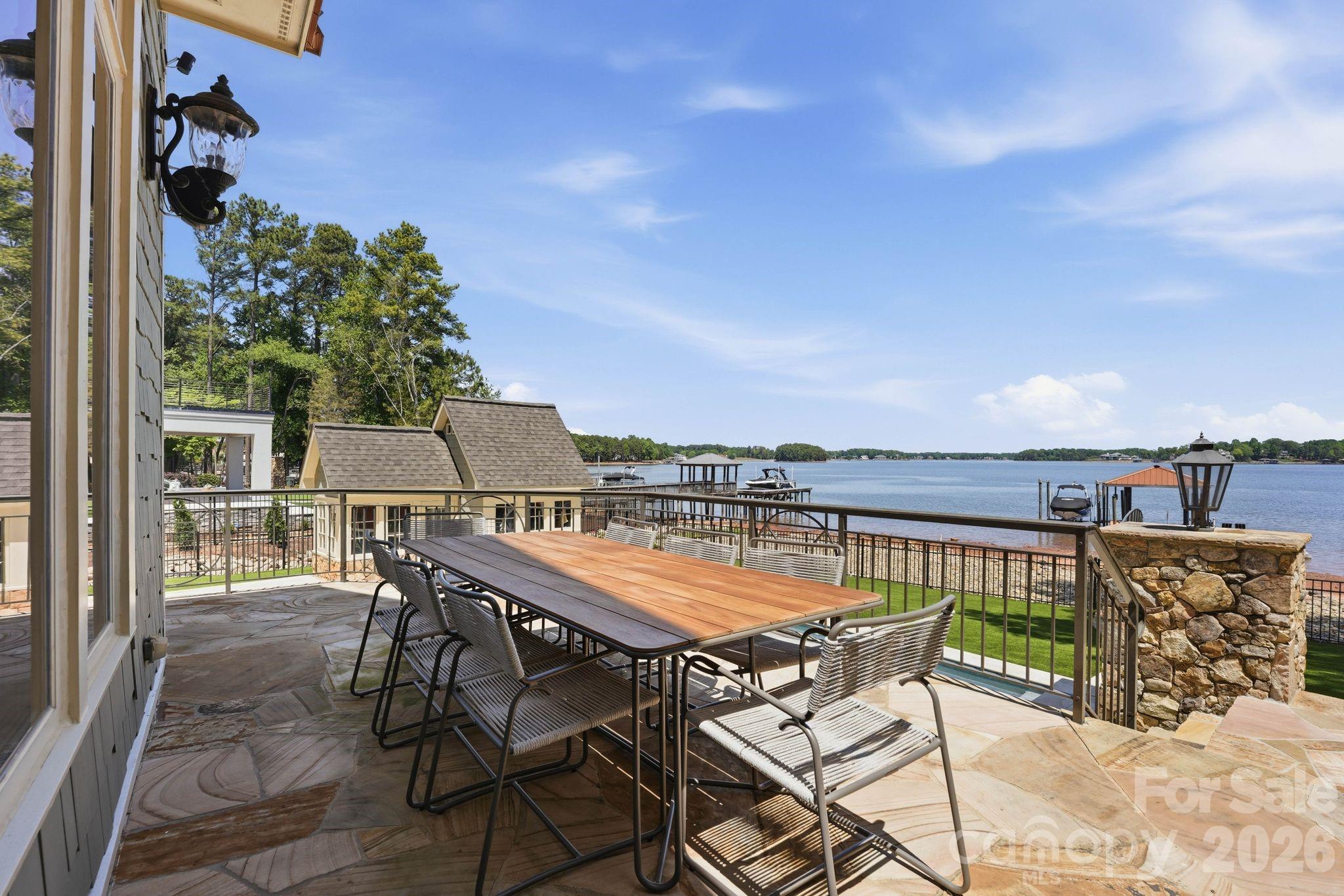 Sailview - Residential
