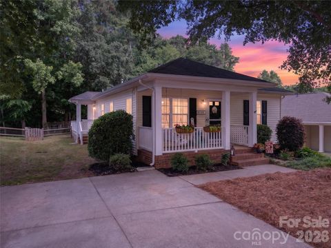 Photo of 235 6th Street, Belmont, NC 28012 (MLS # 4379593)