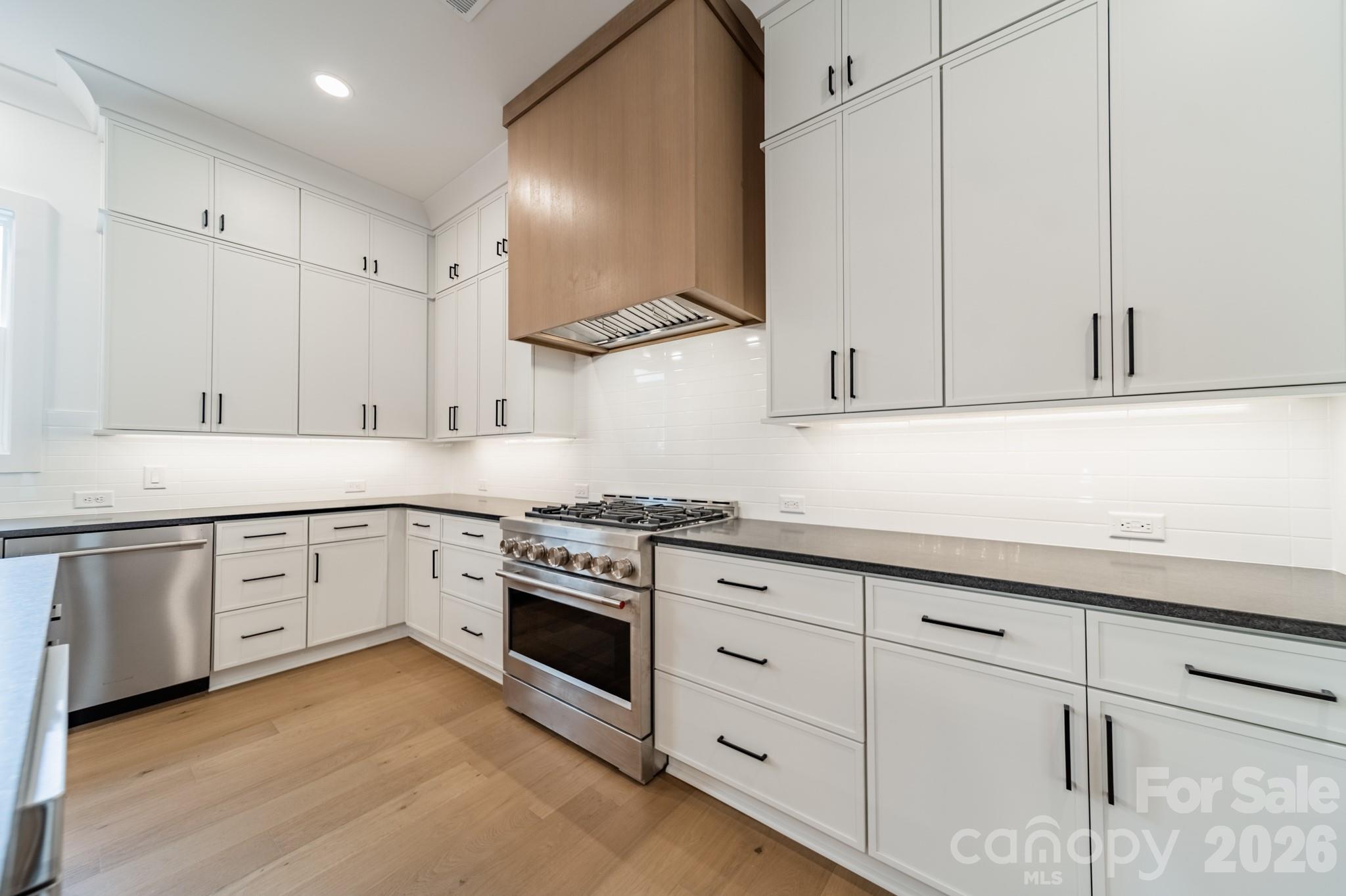 Davidson Woods - Residential