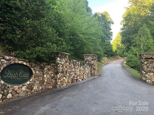 99999 Cliffledge Trail