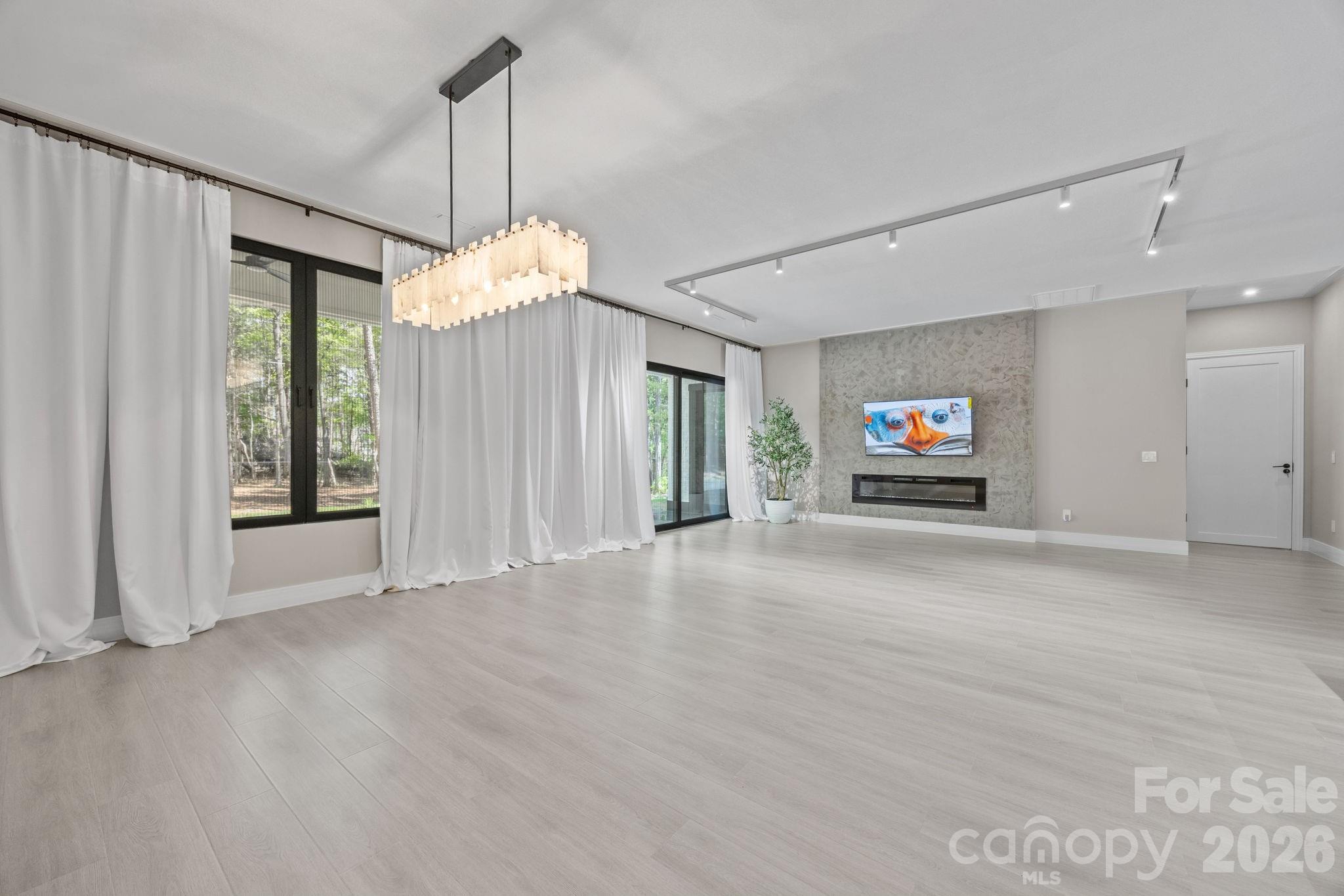 Steele Creek - Residential
