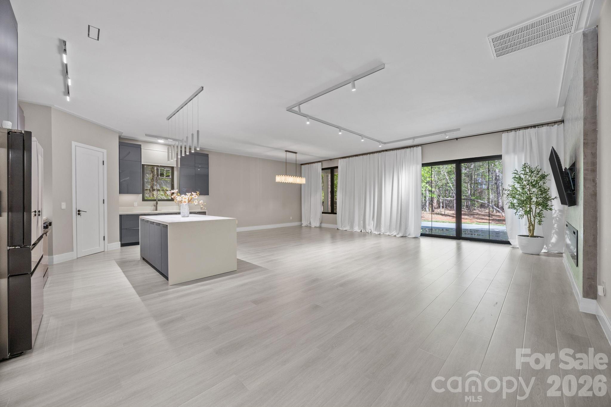 Steele Creek - Residential
