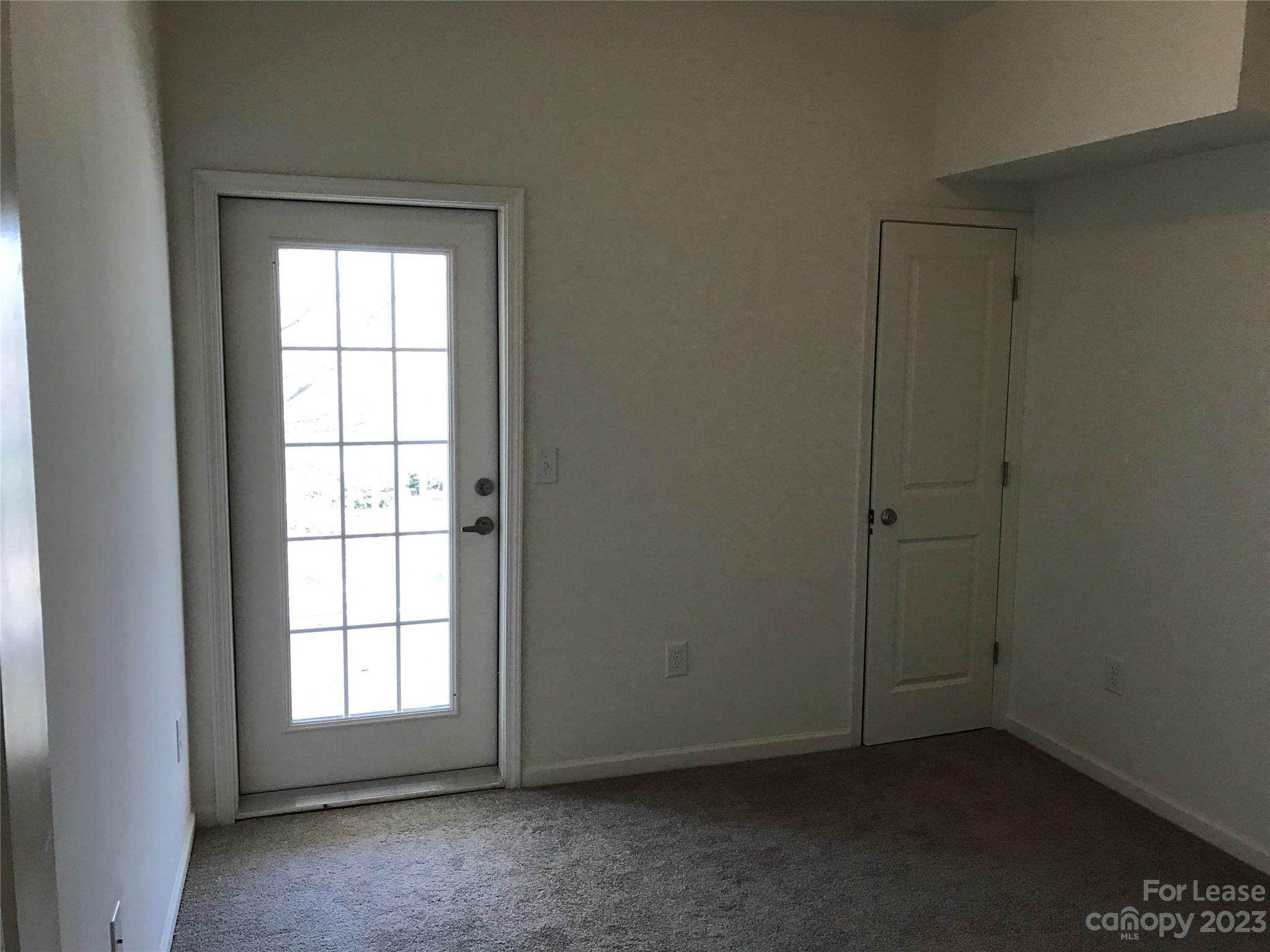 Oakhurst - Residential Lease