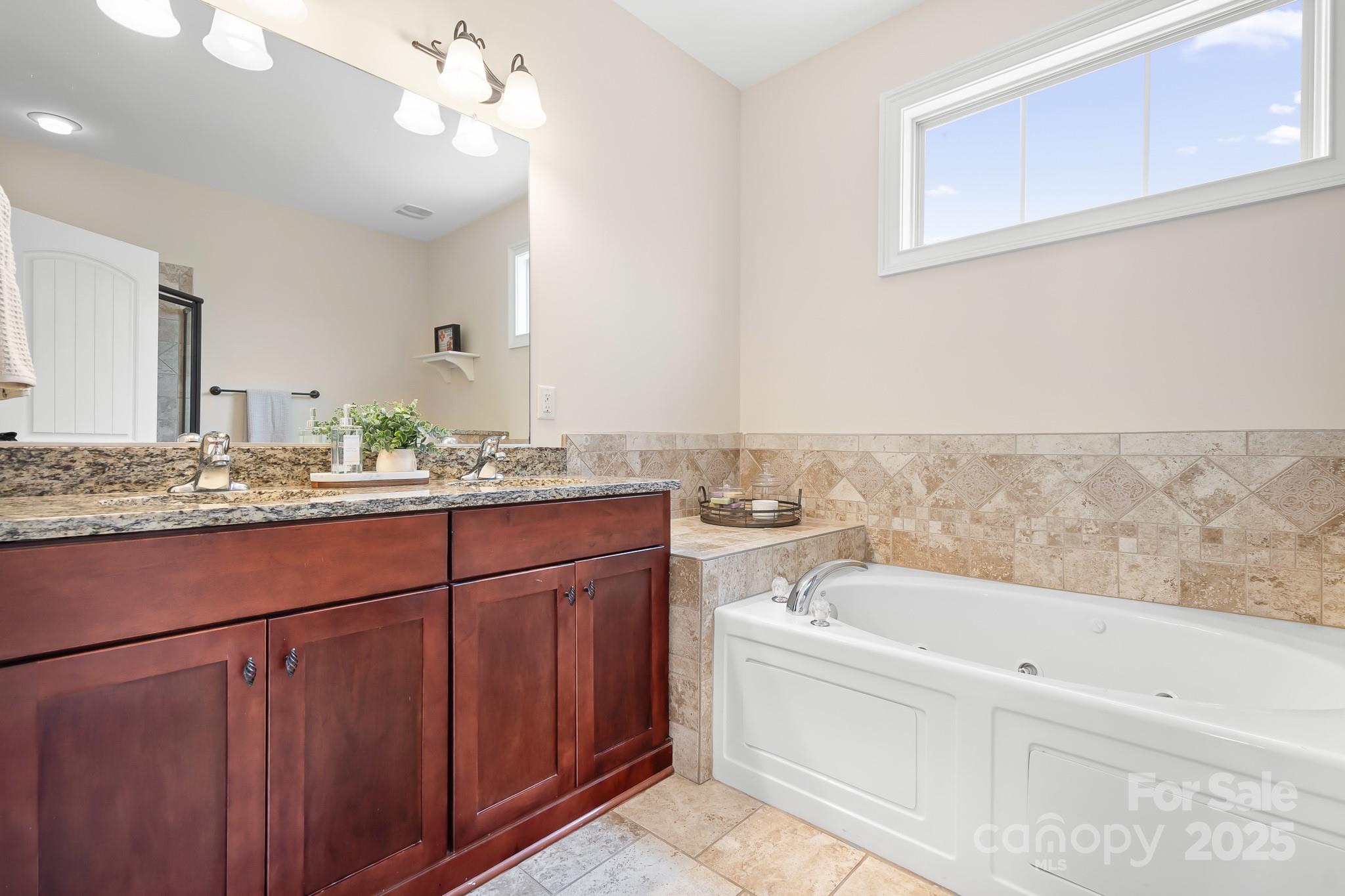 The Arts District - Residential