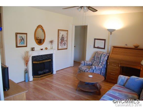 Kanuga Place Condos - Residential