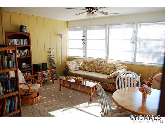 Kanuga Place Condos - Residential