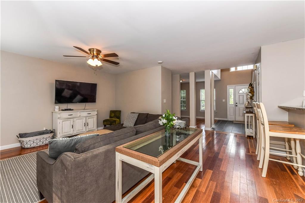 Knollwood - Residential