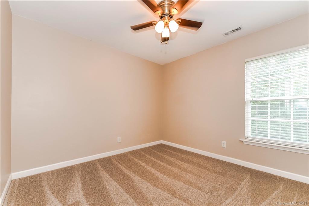 Knollwood - Residential