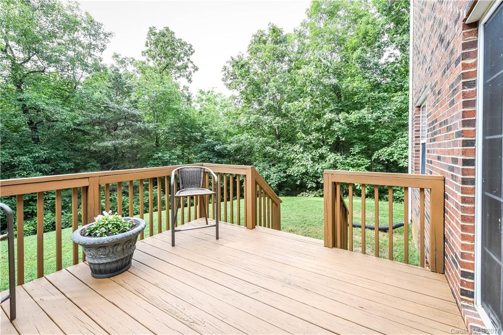 Knollwood - Residential