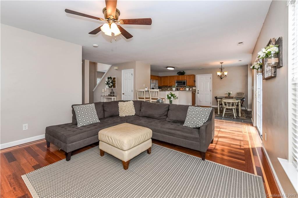 Knollwood - Residential