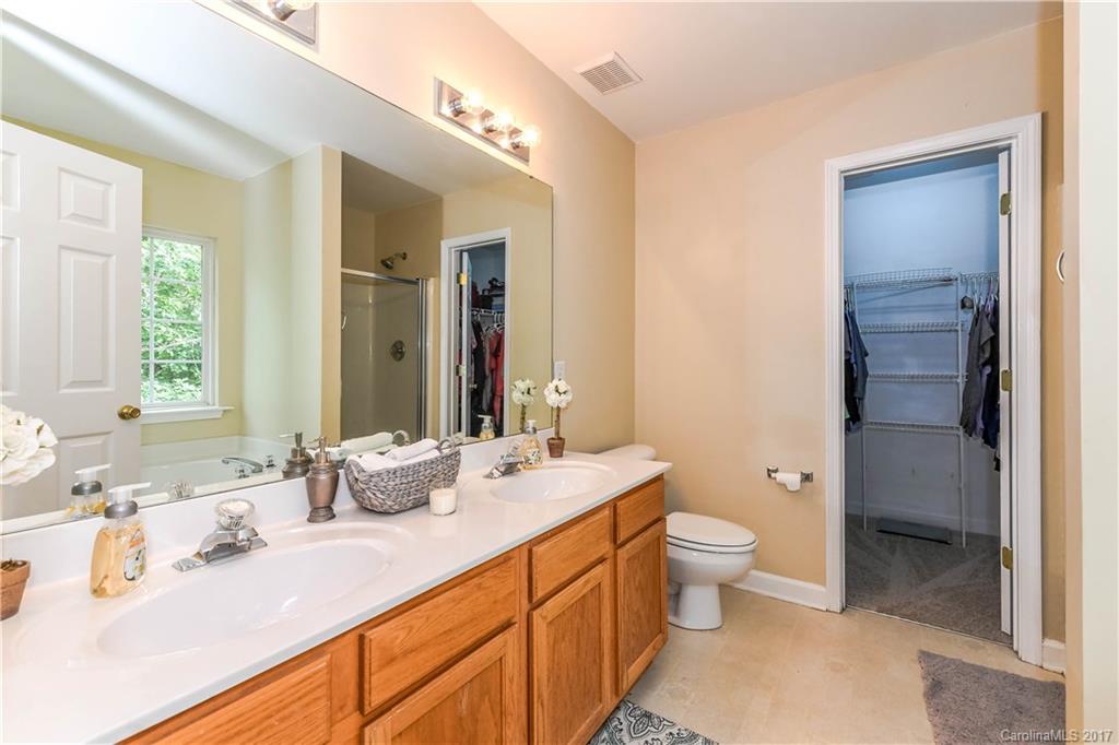 Knollwood - Residential