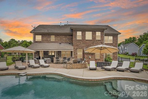 Photo of 4046 Lake Prairie Drive, Matthews, NC 28104 (MLS # 4372953)