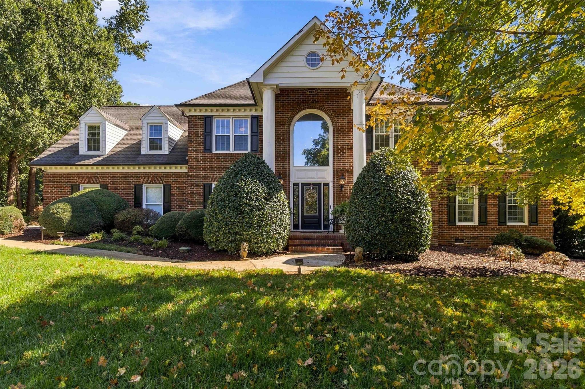 4301 Horseshoe Bend
