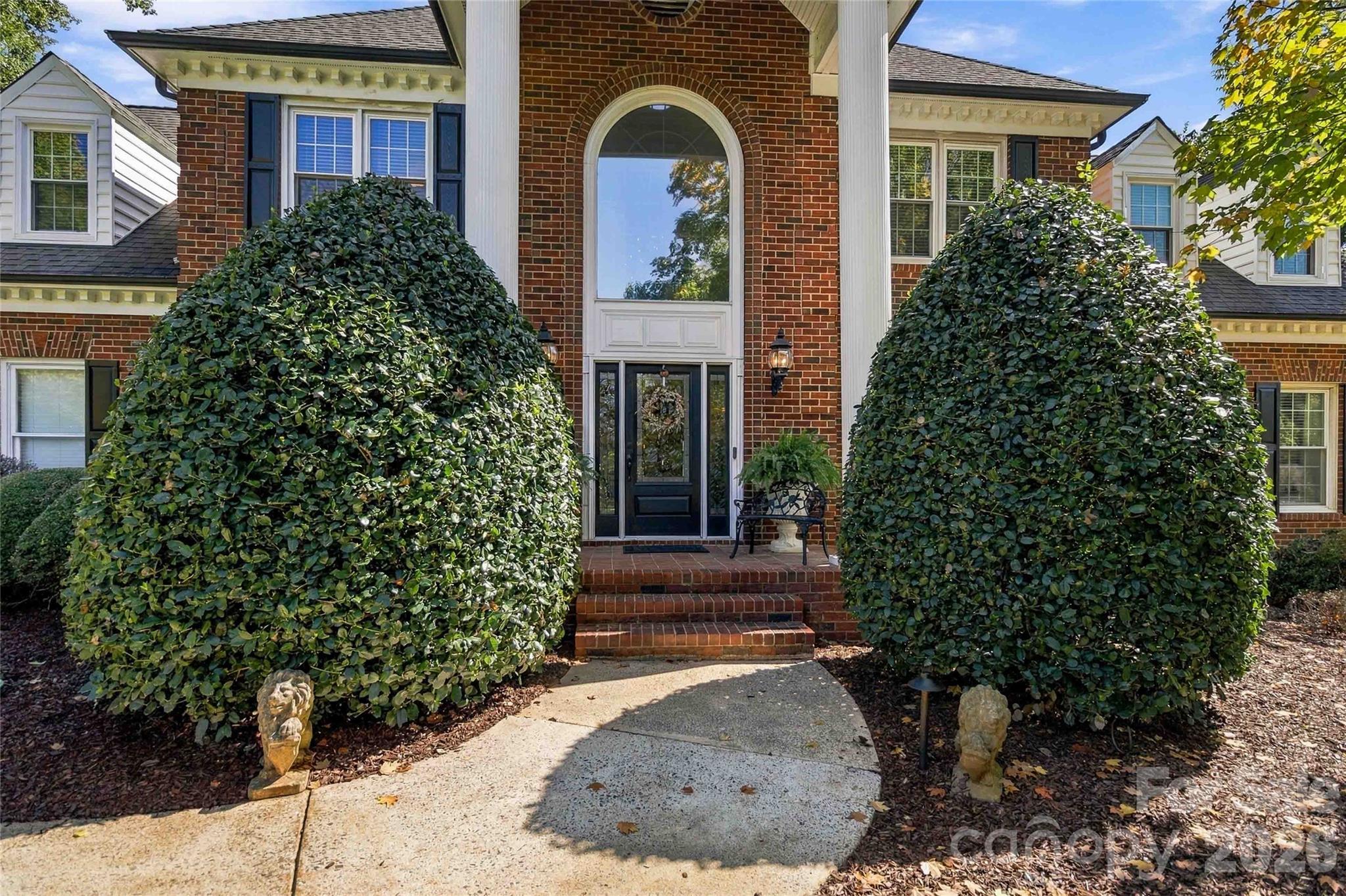 4301 Horseshoe Bend