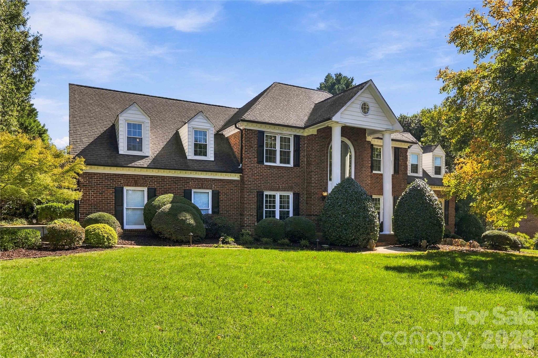 4301 Horseshoe Bend