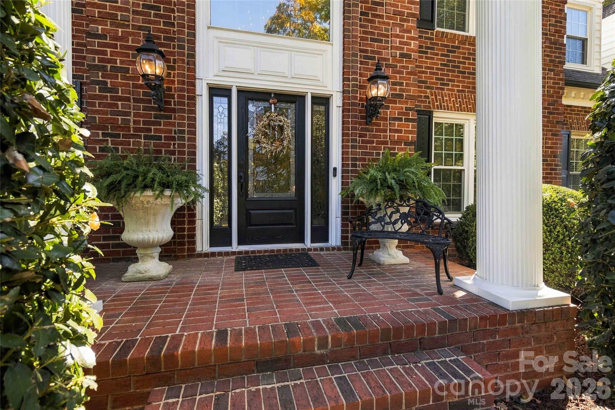 4301 Horseshoe Bend