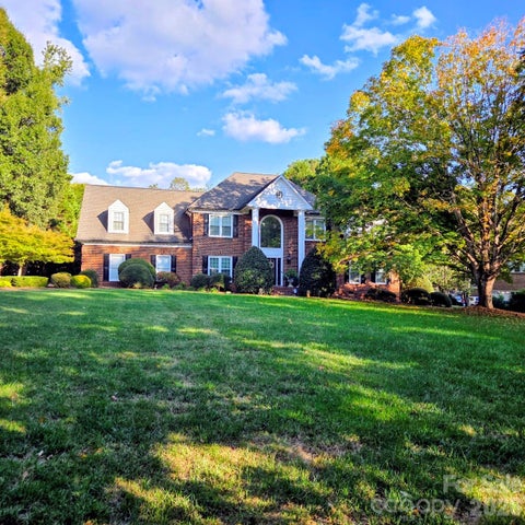 Photo of 4301 Horseshoe Bend, Matthews, NC 28104 (MLS # 4431860)