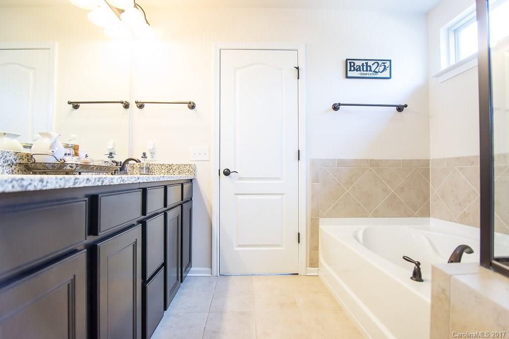 Audubon Lake - Residential