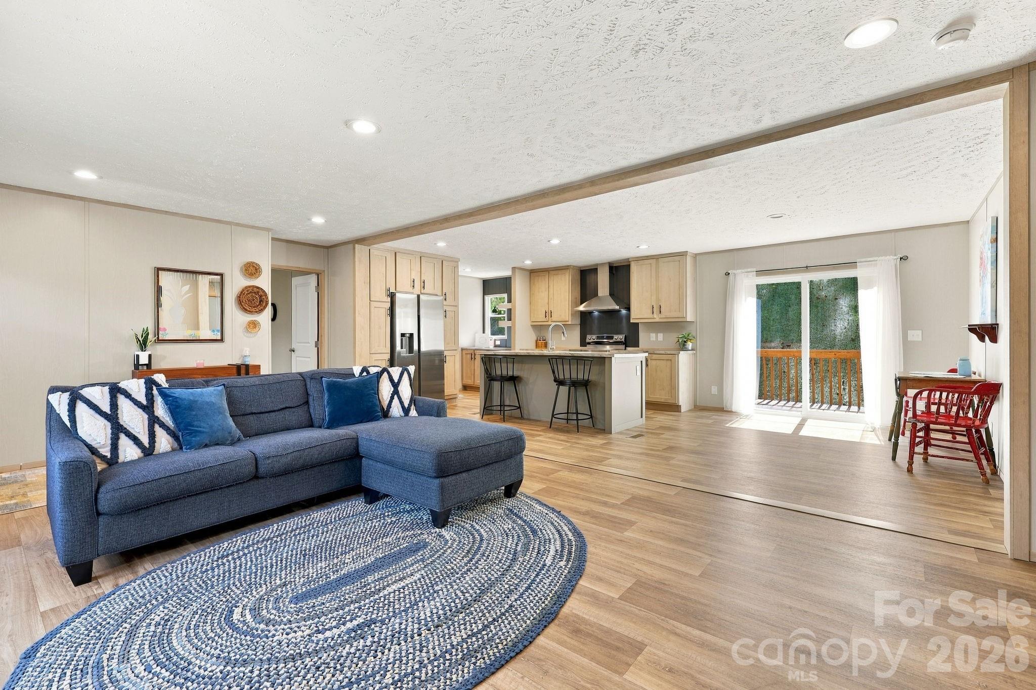 1001 Fisher Lane