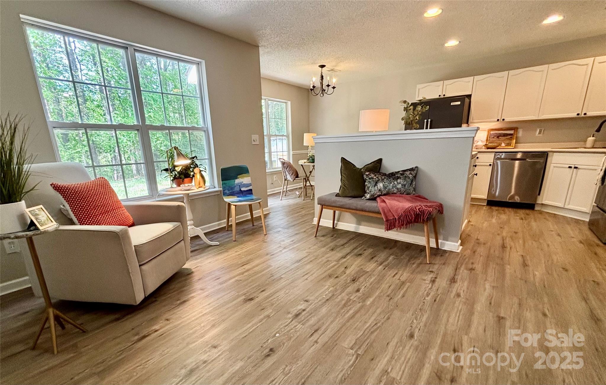 4586 Antelope Lane