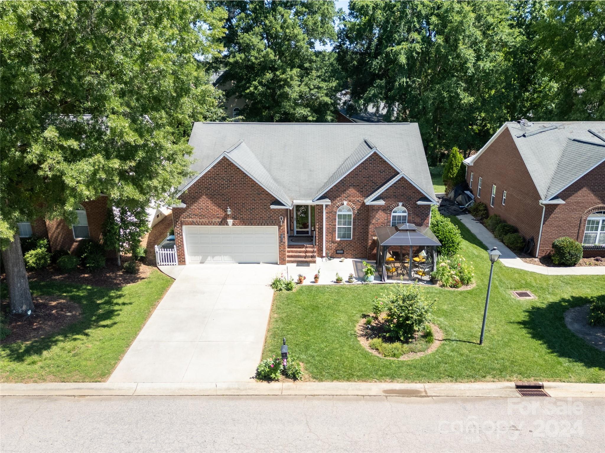 Woodfield - Residential