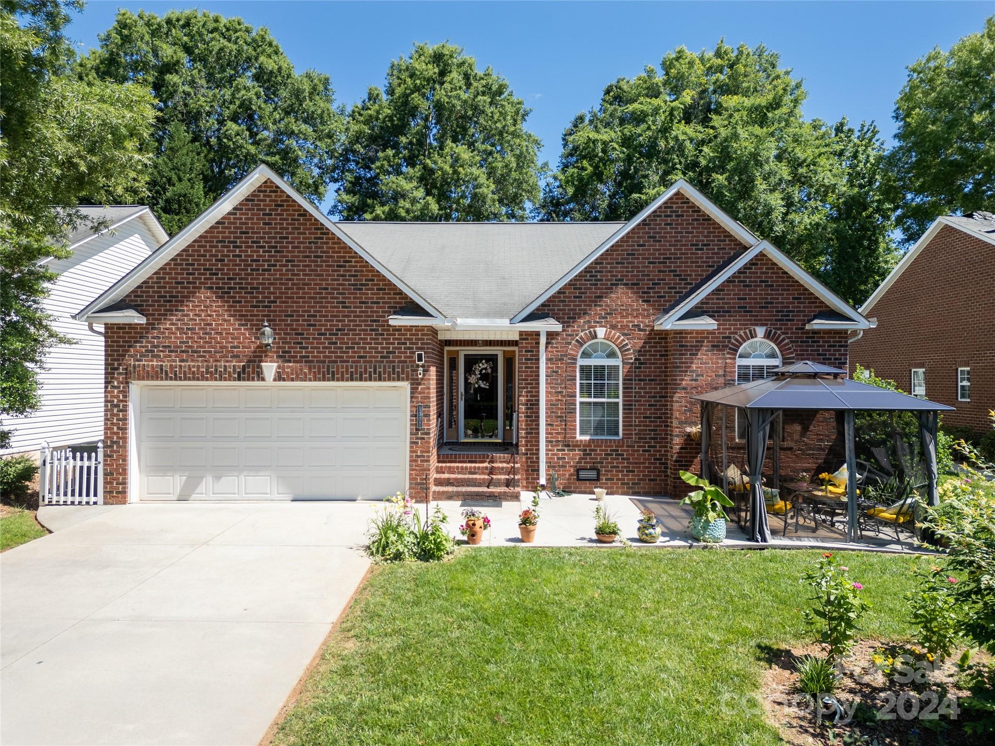 Woodfield - Residential