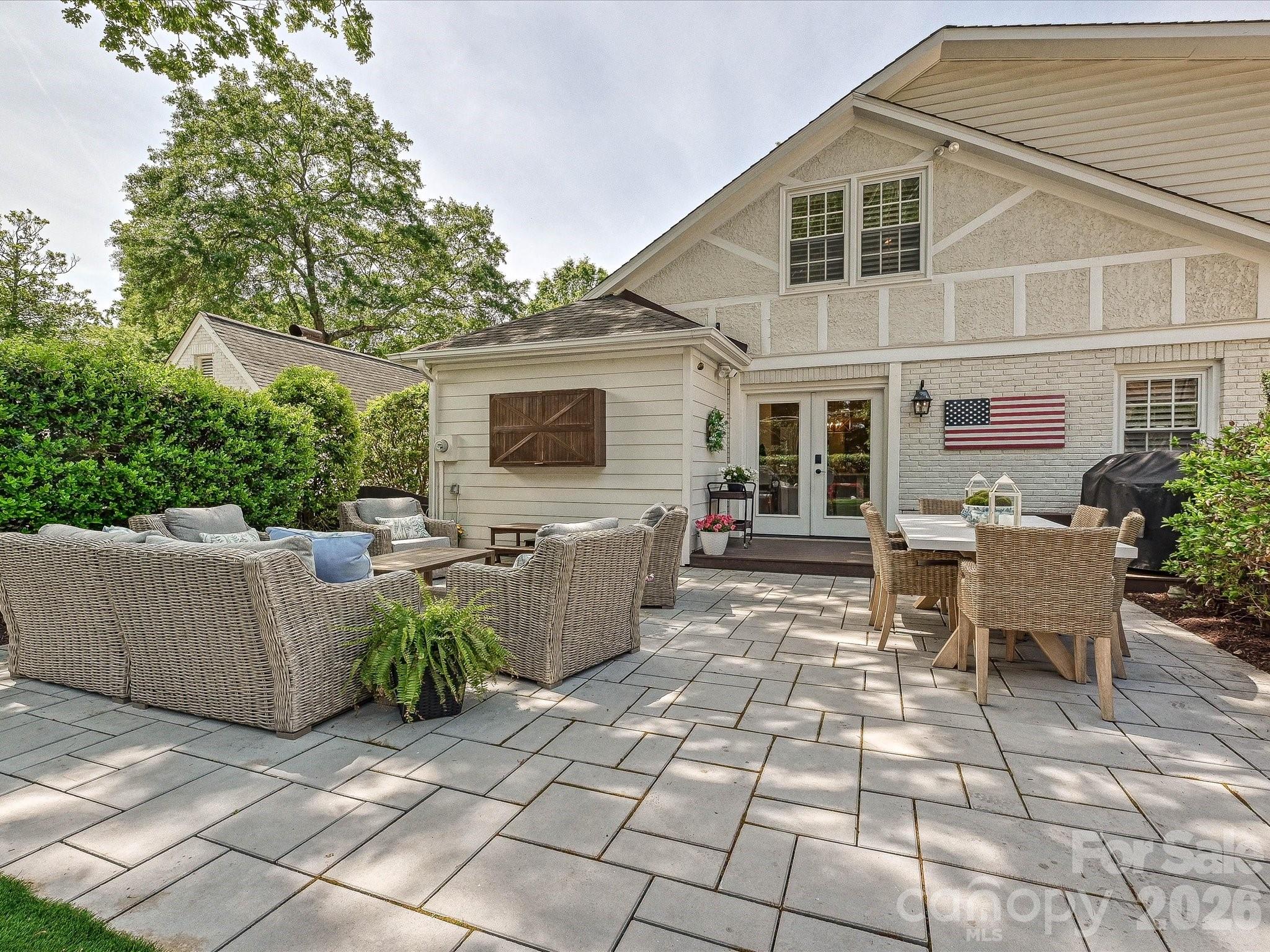 Myers Park - Residential